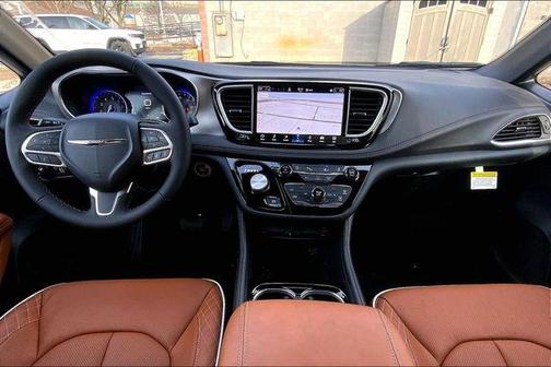 2026 Chrysler Pacifica Pinnacle