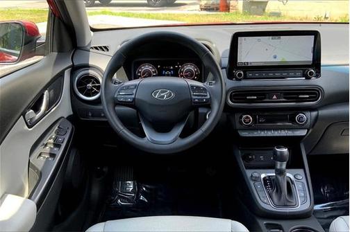 2022 Hyundai KONA Limited