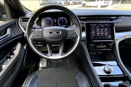 Diamond Black 2021 Jeep Grand Cherokee L Laredo