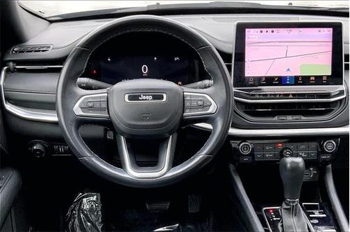 2022 Jeep Compass Altitude