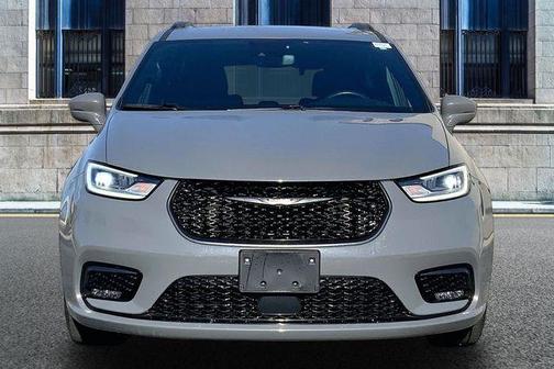 2021 Chrysler Pacifica Touring