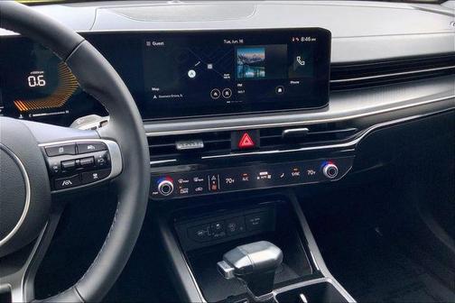 Aurora Black Pearl 2025 Kia K5 GT-Line