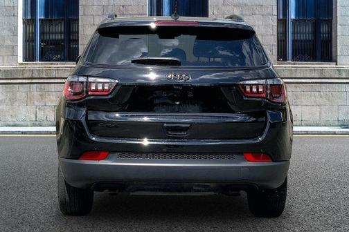 Diamond Black 2023 Jeep Compass Altitude