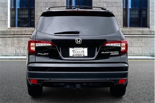 2022 Honda Pilot Black Edition