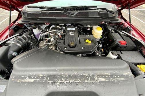 Molten Red Pearlcoat 2026 RAM 2500 Limited