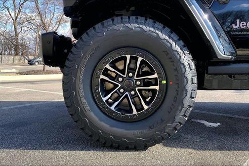 Black Clearcoat 2026 Jeep Wrangler Rubicon