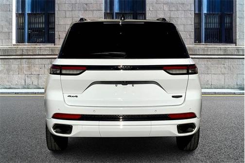 2024 Jeep Grand Cherokee Summit