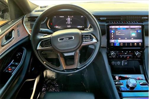 2024 Jeep Grand Cherokee Summit