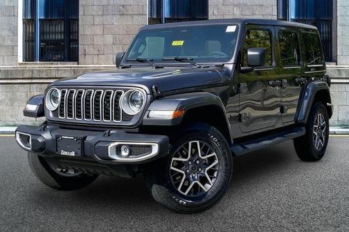Granite Crystal Clearcoat Metallic 2026 Jeep Wrangler Sahara