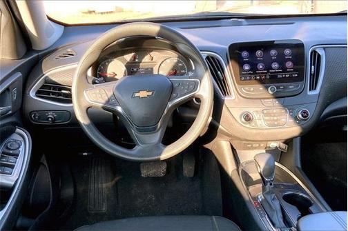 2025 Chevrolet Malibu LT