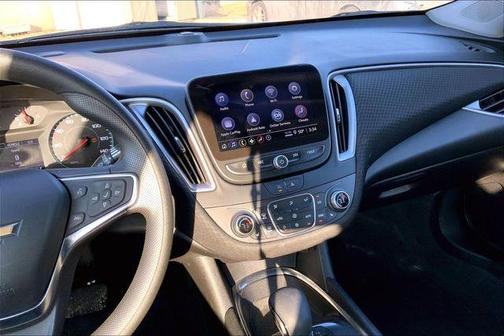 2025 Chevrolet Malibu LT