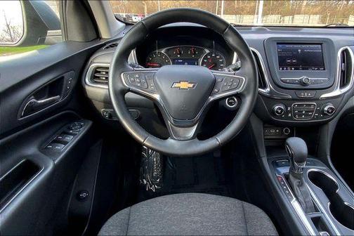 Sterling Gray Metallic 2024 Chevrolet Equinox LT