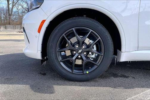 White Knuckle Clearcoat 2026 Dodge Durango GT Plus HEMI V8