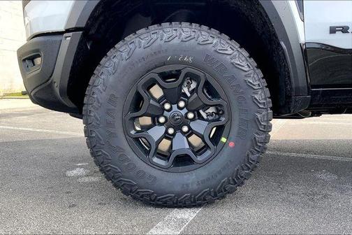 Bright White Clearcoat 2026 RAM 1500 RHO