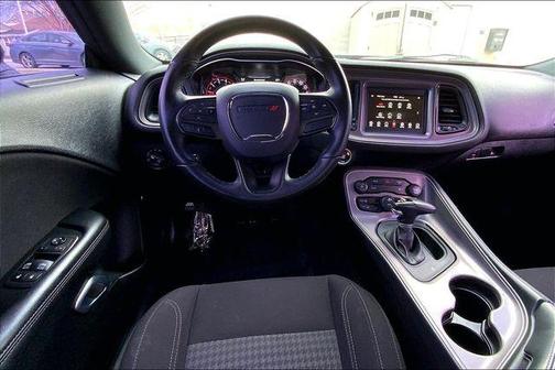 Granite Crystal Clearcoat Metallic 2023 Dodge Challenger SXT