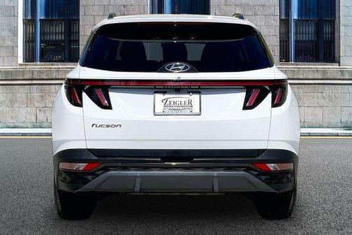 White Pearl 2024 Hyundai TUCSON Limited