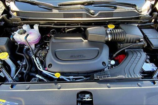 Diamond Black 2026 Chrysler Pacifica Limited