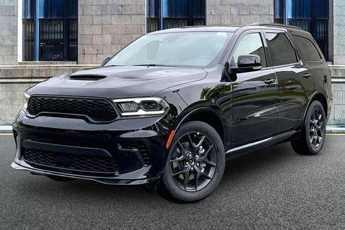 DB Black Crystal Clearcoat 2026 Dodge Durango GT Premium HEMI V8