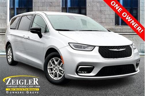 2024 Chrysler Pacifica Touring-L