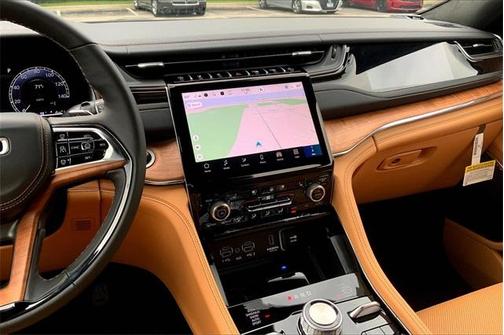 2025 Jeep Grand Cherokee Summit