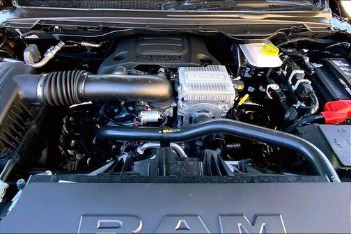 Diamond Black 2026 RAM 1500 Big Horn/Lone Star