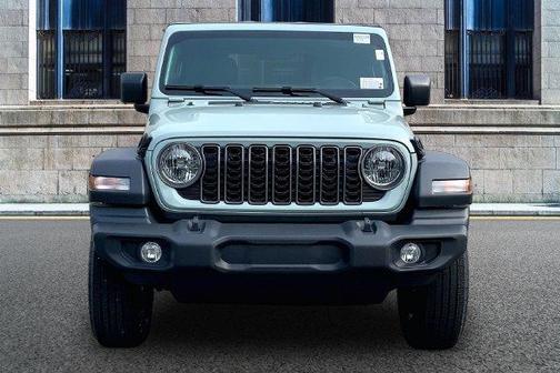 Earl Clearcoat 2026 Jeep Wrangler Sport
