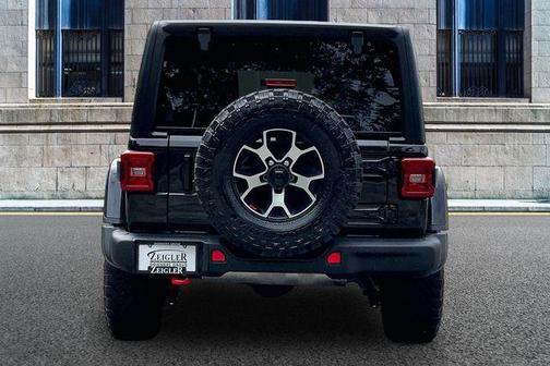 Black Clearcoat 2021 Jeep Wrangler Unlimited Rubicon