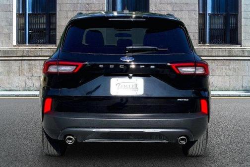 Black Metallic 2025 Ford Escape ST-Line