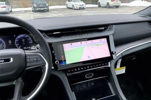 Metallic 2026 Jeep Grand Cherokee Limited
