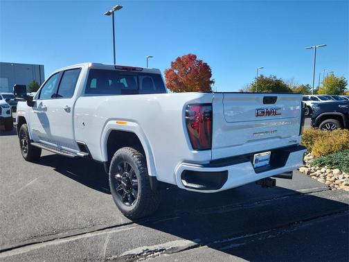 2026 GMC Sierra 2500 AT4