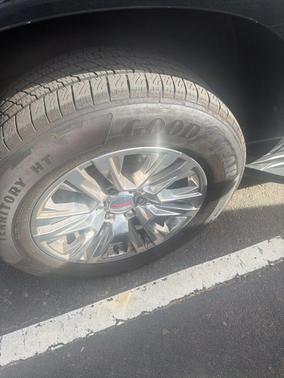 Onyx Black 2023 GMC Yukon Denali