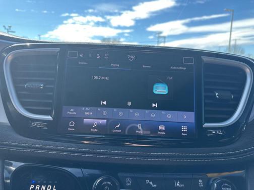 2021 Chrysler Pacifica Touring