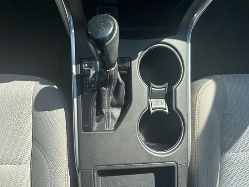 Midnight Black Metallic 2017 Toyota Camry LE