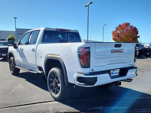 2026 GMC Sierra 2500 AT4