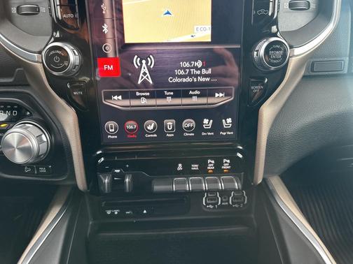 2019 RAM 1500 Laramie