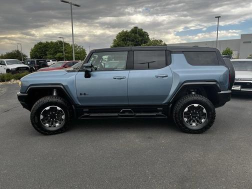 2024 GMC HUMMER EV SUV 3X