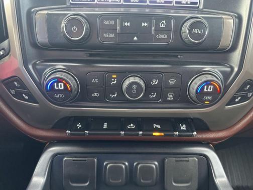 2015 Chevrolet Silverado 1500 High Country