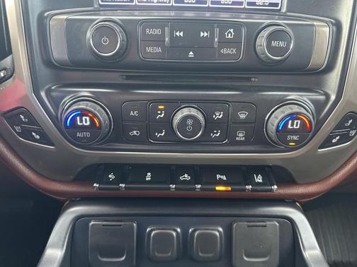 2015 Chevrolet Silverado 1500 High Country