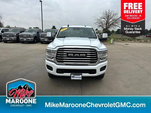 Bright White Clearcoat 2024 RAM 3500 Limited Longhorn Crew Cab 4x4 8' Box