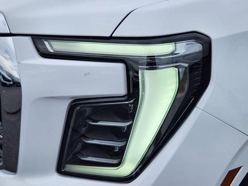 Summit White 2026 GMC Yukon 4WD Elevation