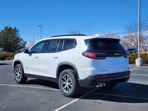 2026 GMC Acadia AT4 AWD
