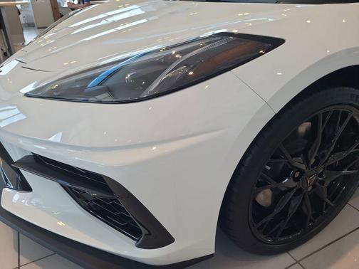 2025 Chevrolet Corvette Stingray w/3LT