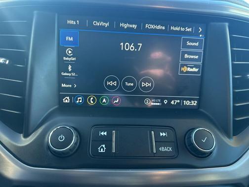 2021 GMC Acadia AWD AT4