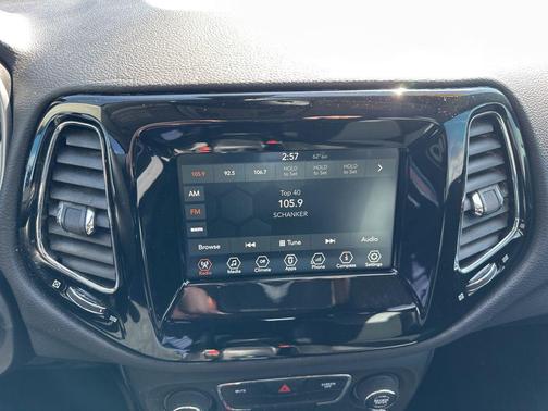 Redline Pearlcoat 2018 Jeep Compass Latitude