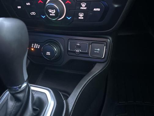 2020 Jeep Renegade Altitude