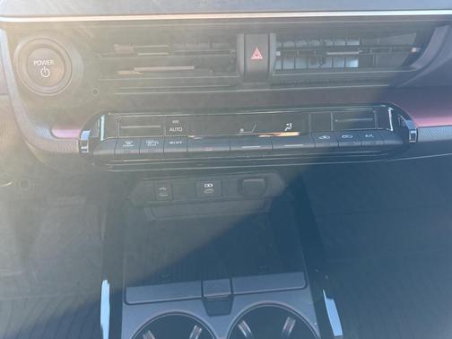 2025 Toyota Prius Plug-In Hybrid XSE Premium