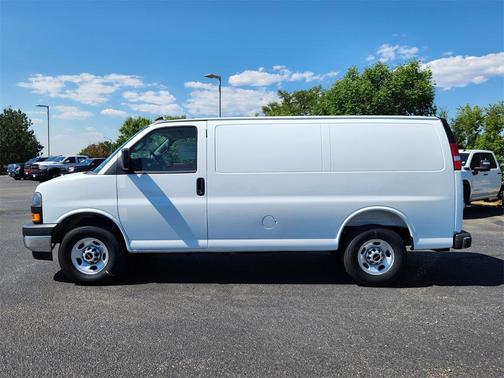 2025 GMC Savana 2500 Work Van