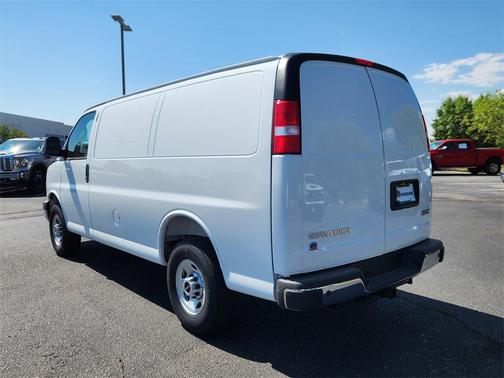 2025 GMC Savana 2500 Work Van