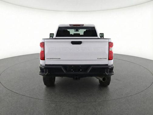 Summit White 2021 Chevrolet Silverado 2500 Custom