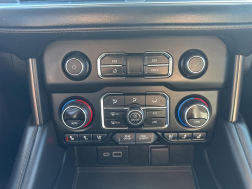 2023 Chevrolet Tahoe 4WD High Country